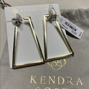 Kendra Scott Easton earrings
